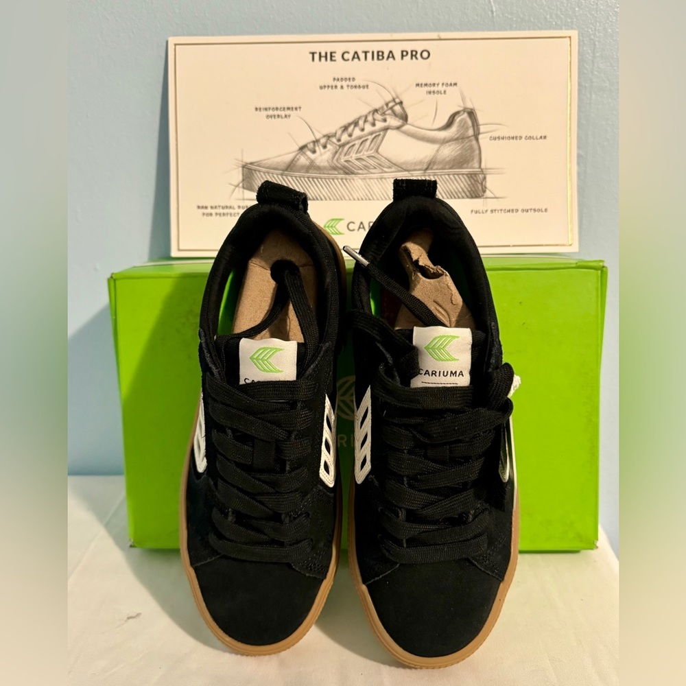 Cariuma Catiba Pro Skate Black Suede & Canvas Ivory Logo Sneakers Size 5
